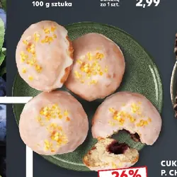 Pączek z powidłami śliwkowymi
