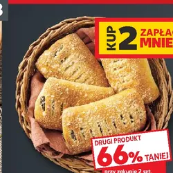 Drożdżówka z nadzieniem śliwkowym