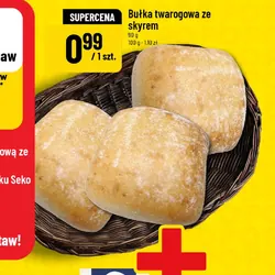 Bułka twarogowa ze skyrem