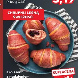 Croissant z nadzieniem owoce leśne