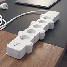 Elastyczna listwa zasilająca 5 gniazd, 2 x USB-A, 1 x USB-C