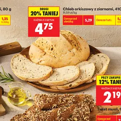 Chleb orkiszowy z ziarnami
